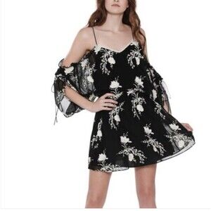 New! Alice + Olivia Holden Embroidered Dress SMALL Cold Shoulder Floral Black